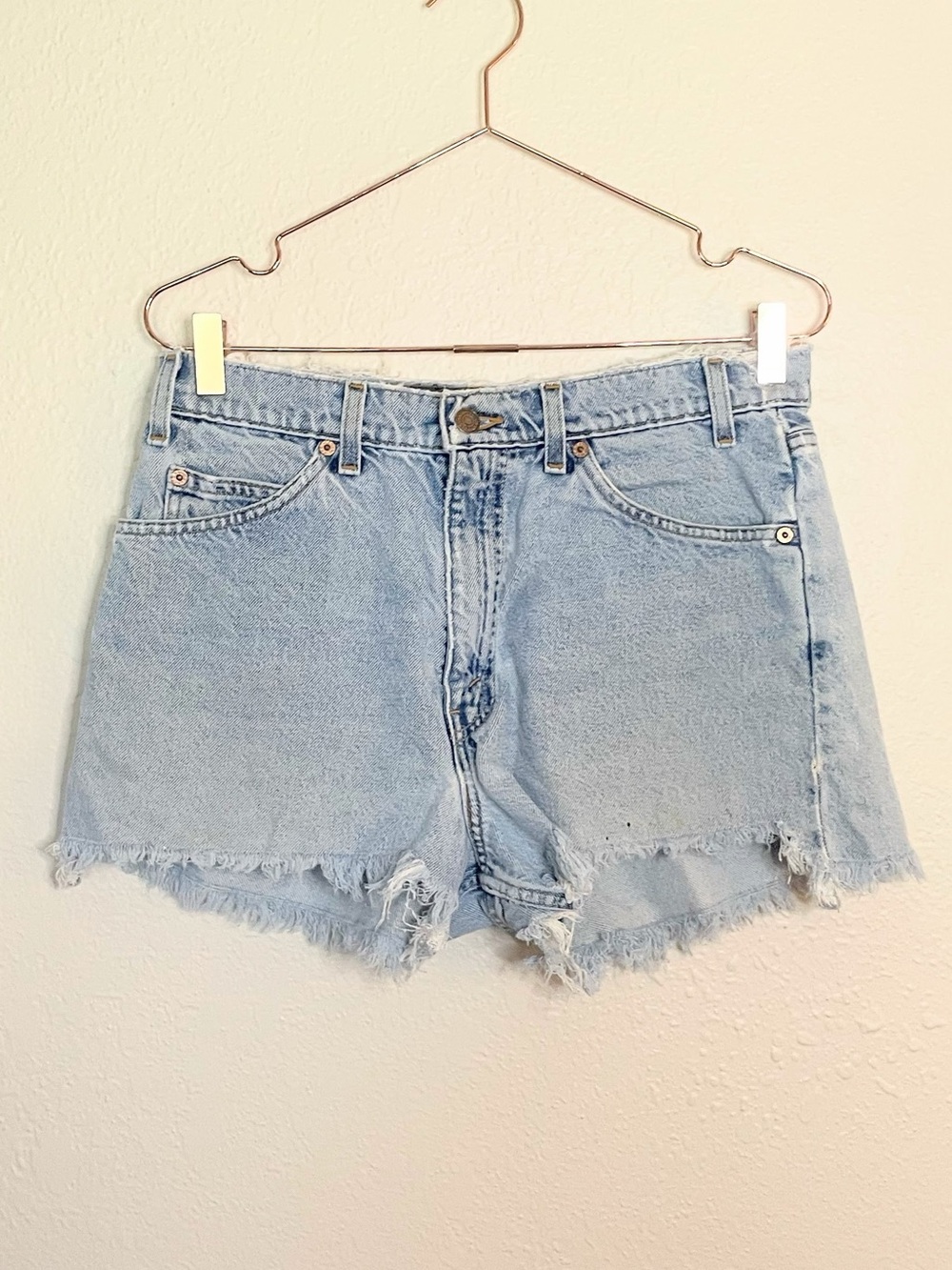 Vintage Levi’s 550 Orange Tab Cutoff Denim Shorts 33